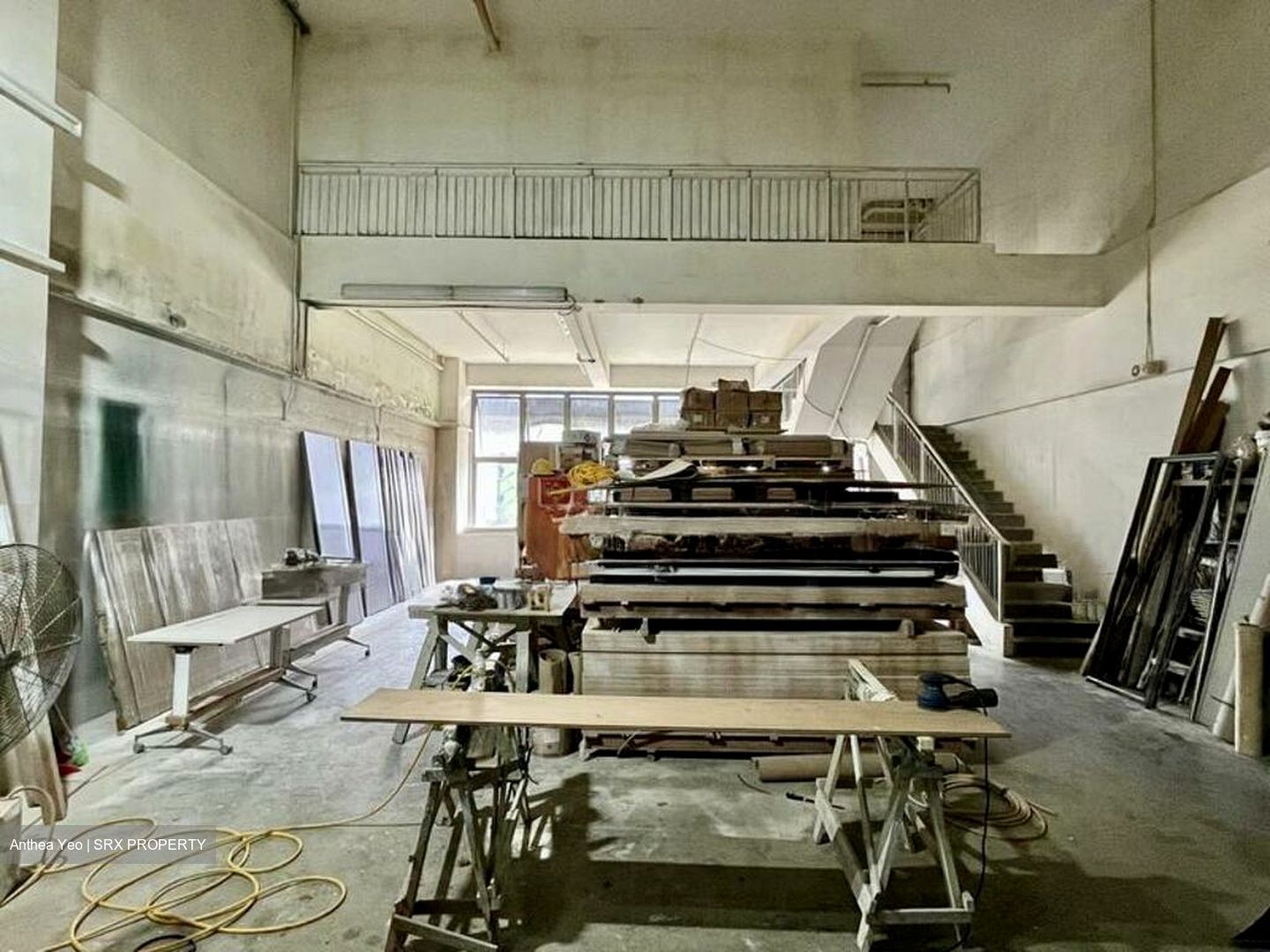 E9 Premium (D27), Factory #504175891